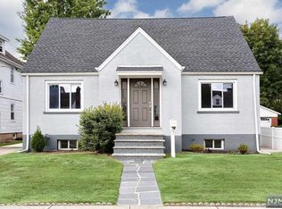 71 4th St, Wood Ridge, NJ 07075