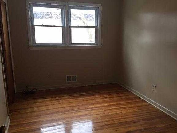 1st unit 1st bedroom