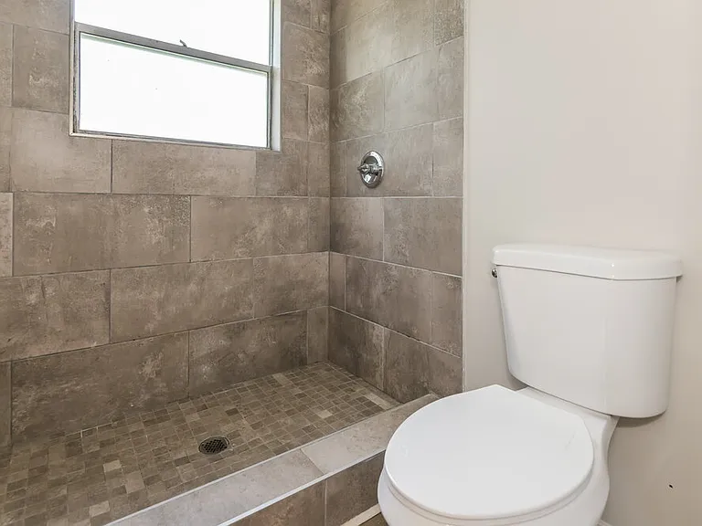 11846 Marabou Ct N — Photo 12