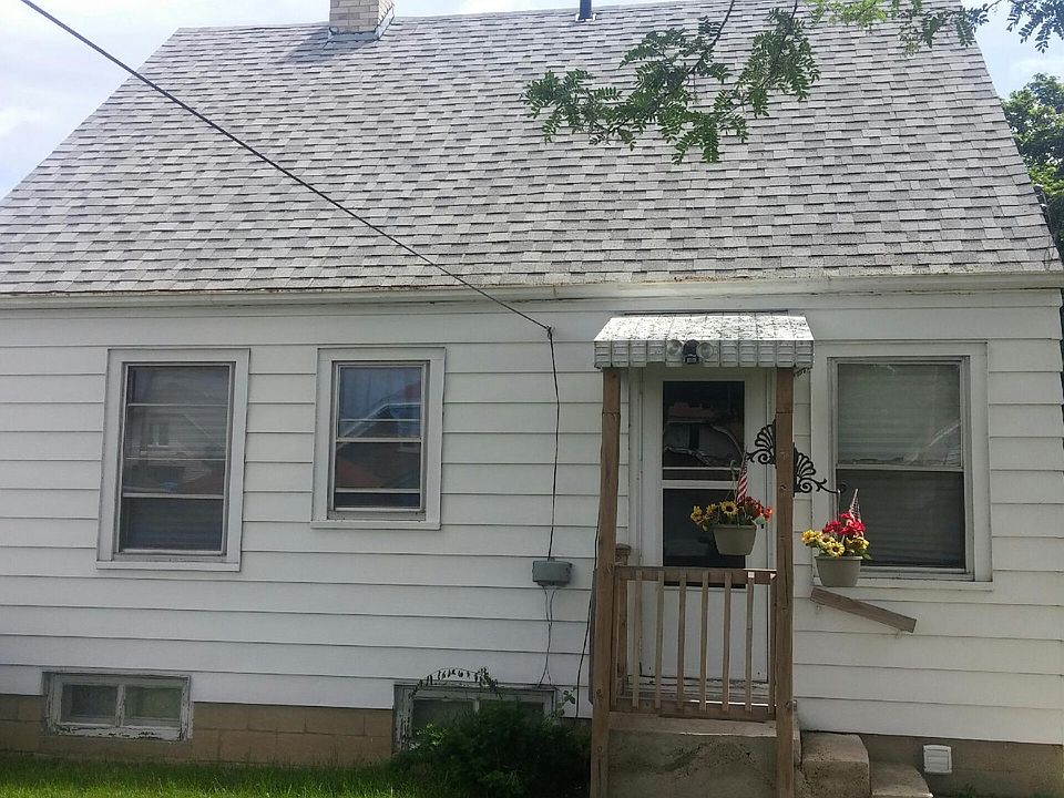 2nd image of 3131 S 6th St