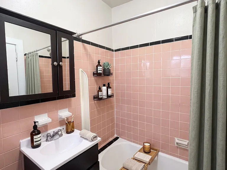 4035 Spruce St #3R — Photo 5