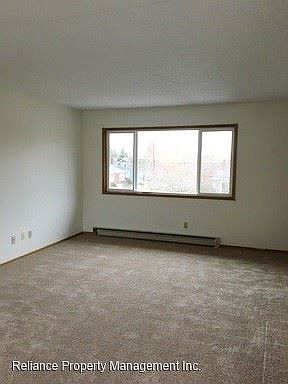 2nd image of 2624 NE Weidler St #6800228