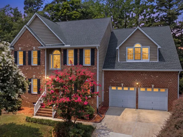 102 Pine Stroll Dr, Cary, NC 27519