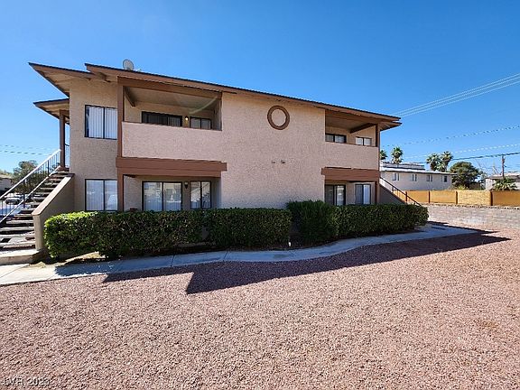3rd image of 3712 Snorkel Cir Unit 2