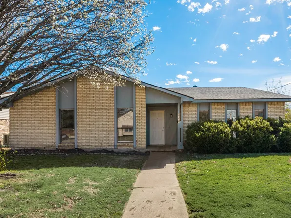 2129 Lewis Trl, Grand Prairie, TX 75052