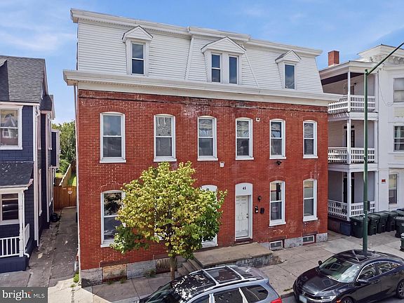4th image of 45-47 E Antietam St