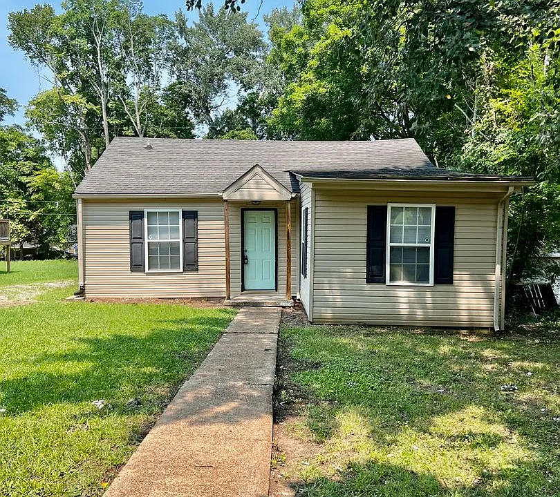 1265 Daniel St