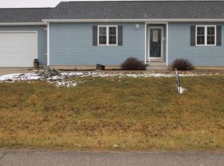 10819 Cardinal Cir, Plymouth, IN