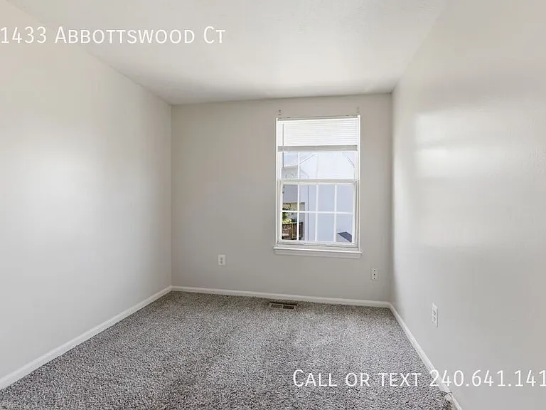 11433 Abbottswood Ct — Photo 9