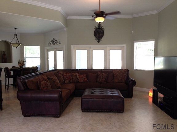 2nd image of 8 E Bourne Ln