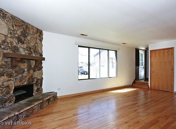 3rd image of 8501 162nd Pl APT 4