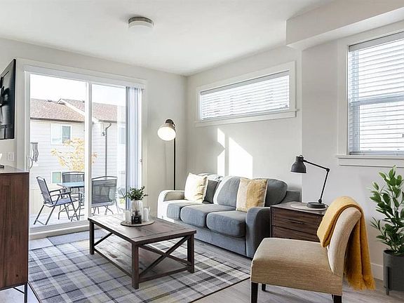 2nd image of 2505 Ware St #16