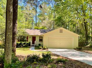 8394 Chickasaw Trl, Tallahassee, FL 32312