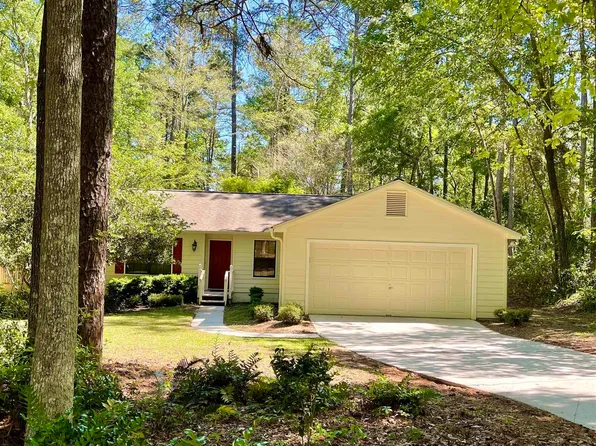 8394 Chickasaw Trl, Tallahassee, FL 32312