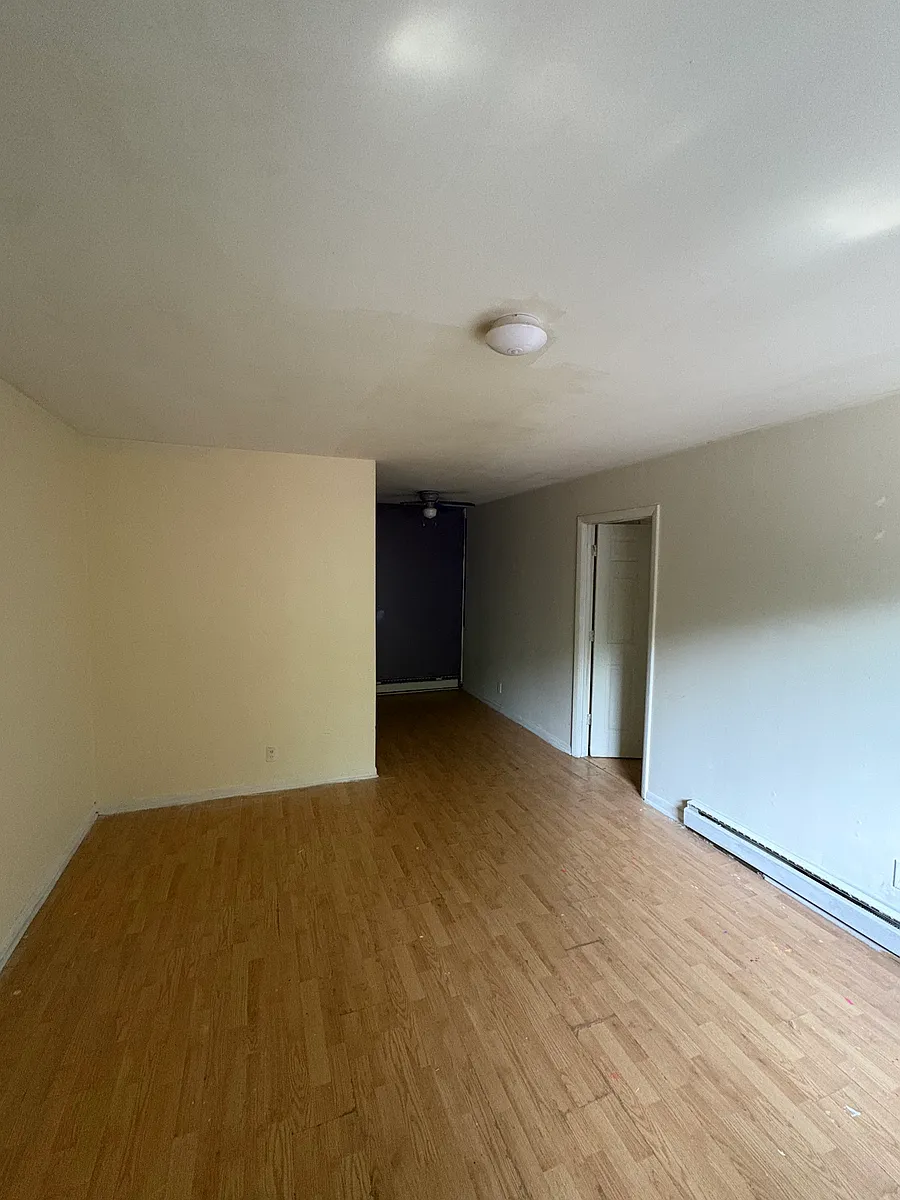 Building Photo - 2134 Fairfax Ave #E2