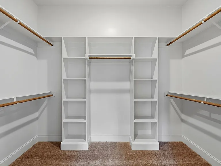 573 Circle Dr — Photo 20