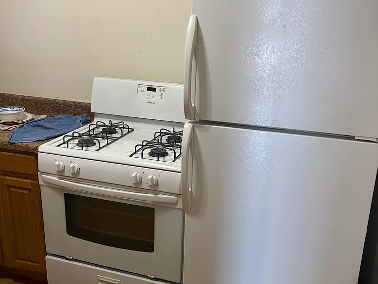 208-210 State St N #1 — Photo 5
