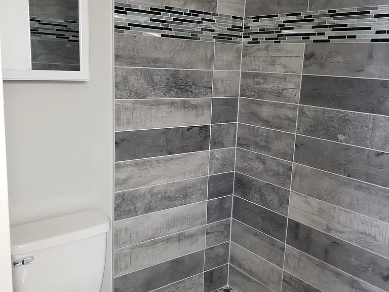 3320 Laurel Dale Dr — Photo 13
