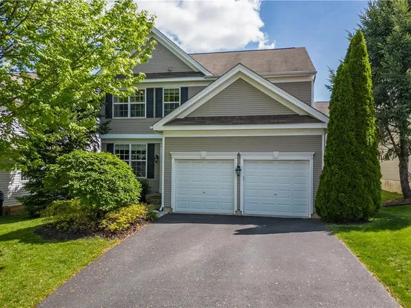 2303 S Wood St, Allentown, PA 18103