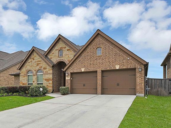 2nd image of 3327 Sterling Breeze Ln