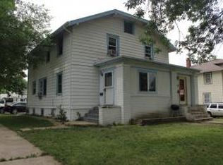 1605 N Maple Ave, Decatur, IL 62526