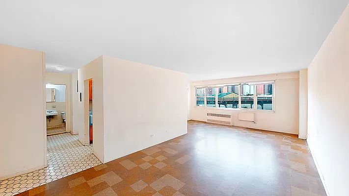 1st image of 2942 W 5th St APT 3T