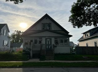 2122 S 75th St, West Allis, WI 53219