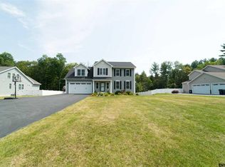 49 Burnham Rd, Wilton, NY 12831