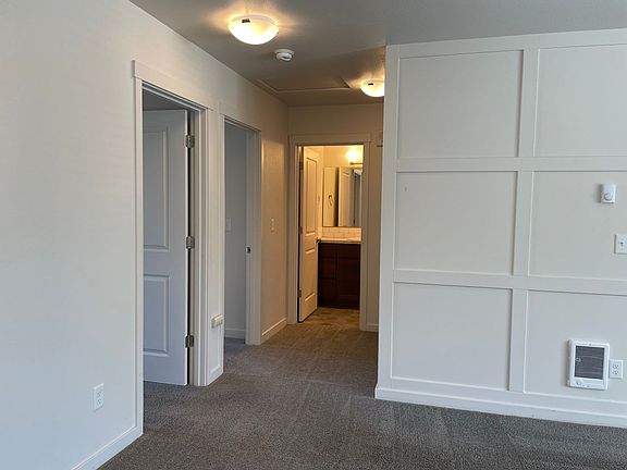 4th image of 219 SE Clark Ave #108
