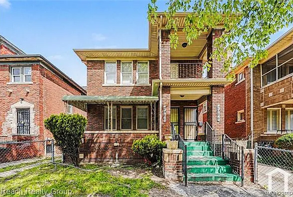 2984 Clements St — Photo 1