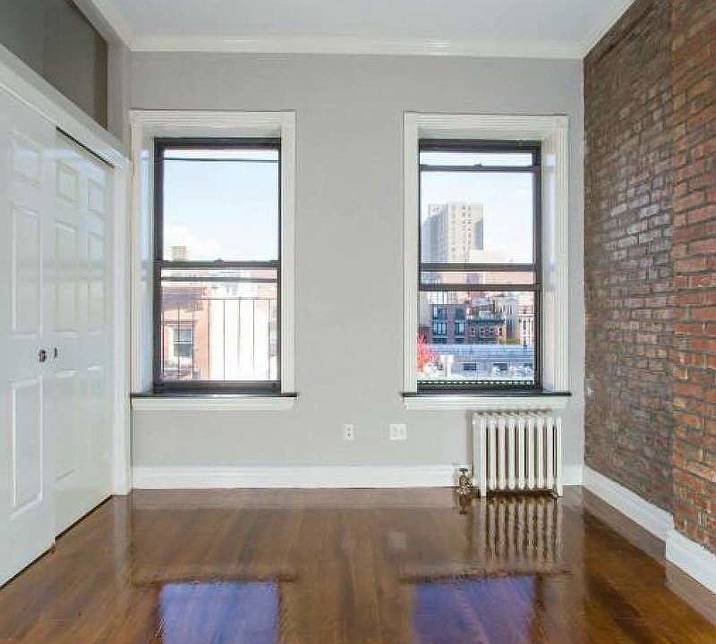 1st image of 381 E 10th St APT 5