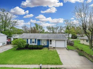 1203 Mount Vernon Dr, Bloomington, IL 61704