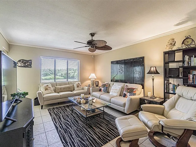 1515 Pinellas Bayway S #S-29 — Photo 3