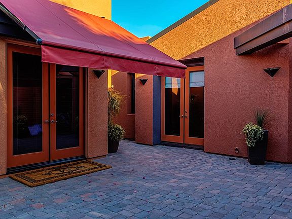 5th image of 50415 Via Puesta Del Sol