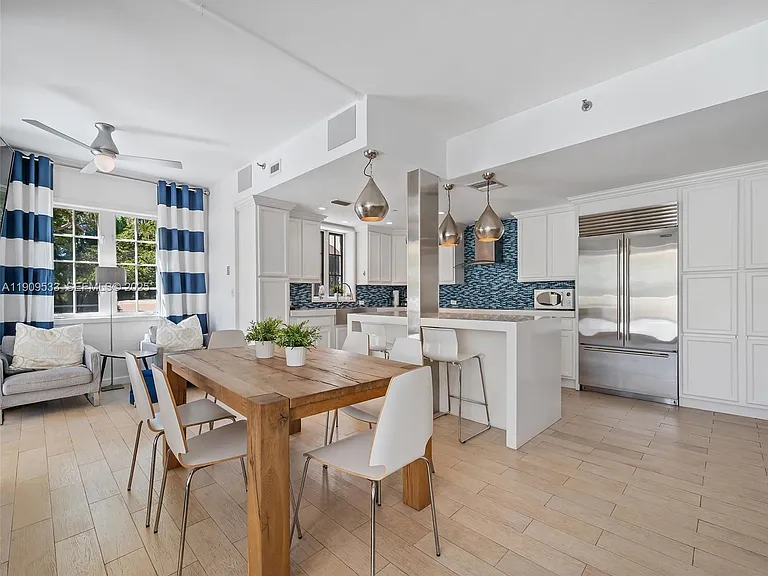19116 Fisher Island Dr #19116 — Photo 8