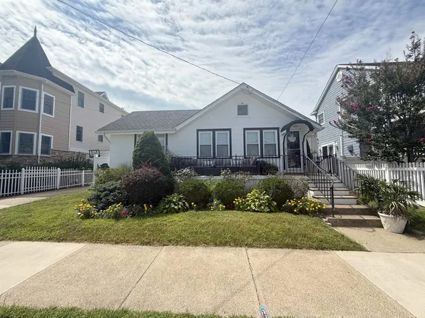 120 N Monroe Ave, Margate, NJ 08402
