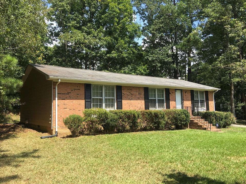 1st image of 3038 Rosewood Cir
