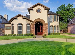 6 Azalea Trail Ln, Bellaire, TX 77401
