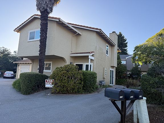 2nd image of 119 Don Lorenzo Ct