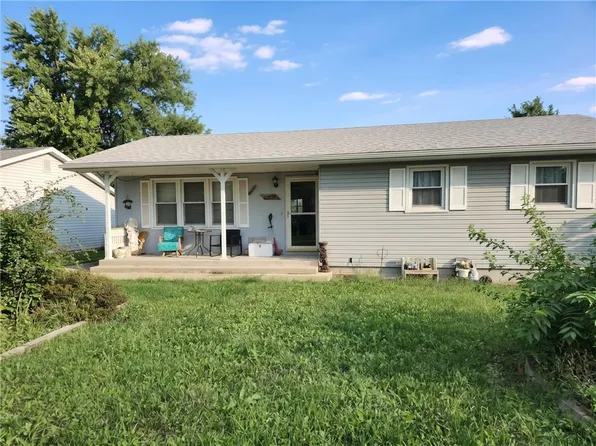 22829 Sommerset Pl, Mercer, MO 64661
