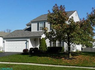1681 Valley Dr, Marysville, OH 43040