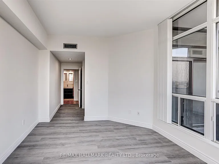 5 Rowntree Rd #Penthouse 1916 — Photo 22