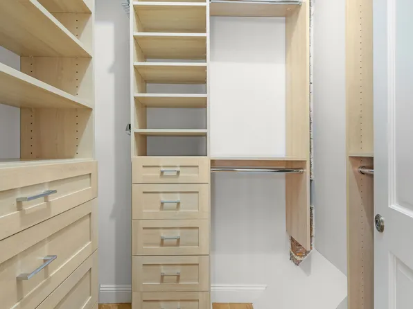 3 Hanover Square image 14 of 19