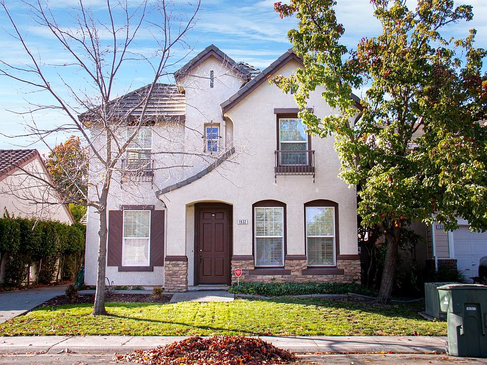 1st image of 1932 Ivycrest Way