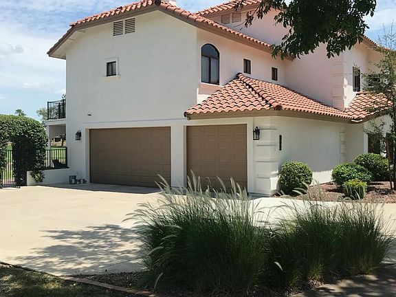 3rd image of 1340 W Island Cir