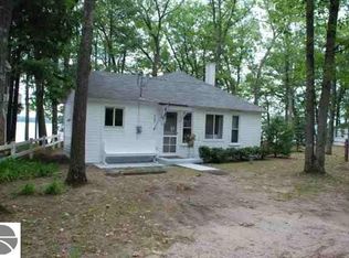 4407 Lake Ave, Interlochen, MI 49643