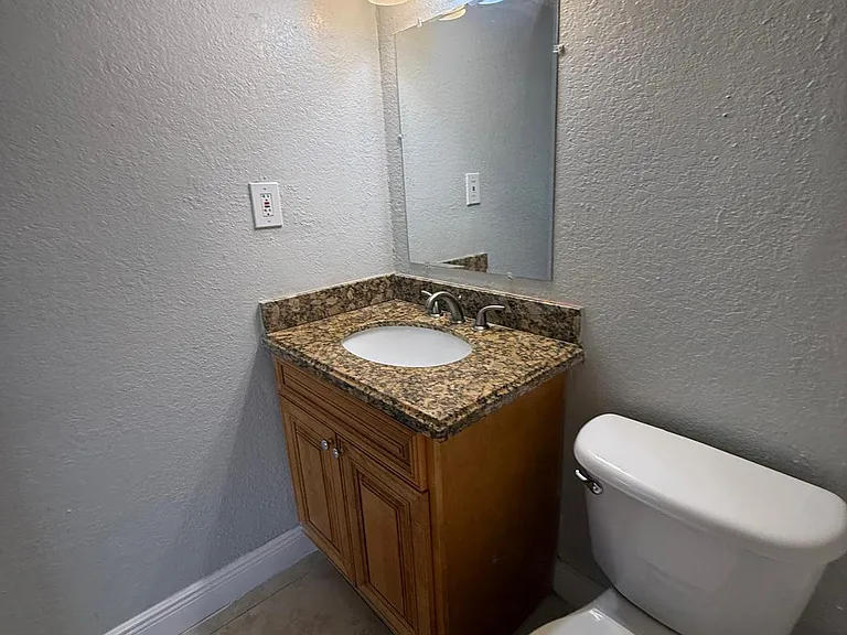 4749 S Texas Ave #4749C — Photo 17