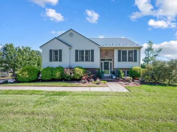 232 Greenhouse Rd, Rustburg, VA 24588