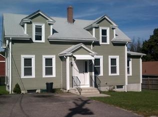 34 Westwood Rd, Lincoln, RI 02865