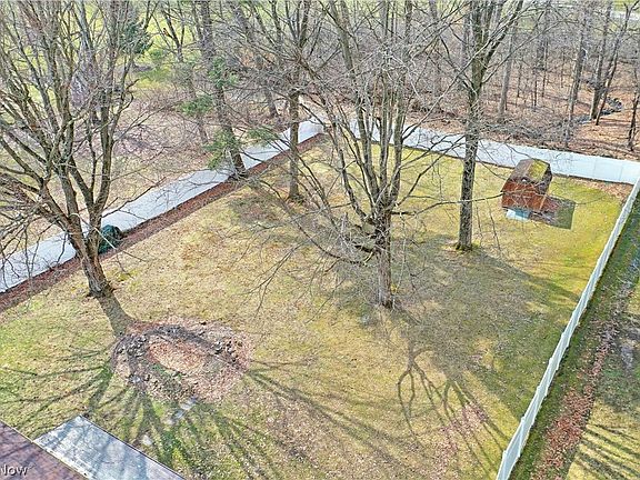 5th image of 1402 Leyton Dr